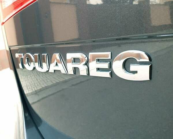 Сірий Фольксваген Туарег, об'ємом двигуна 2.97 л та пробігом 280 тис. км за 15769 $, фото 24 на Automoto.ua