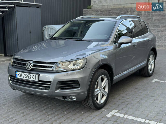 Сірий Фольксваген Туарег, об'ємом двигуна 2.97 л та пробігом 238 тис. км за 18300 $, фото 1 на Automoto.ua