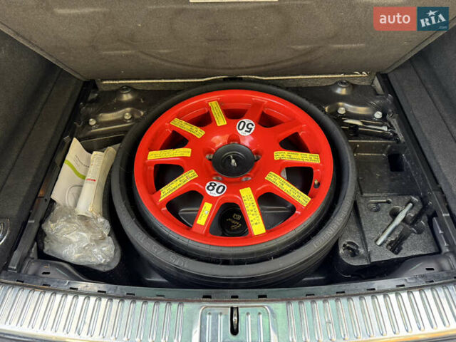 Сірий Фольксваген Туарег, об'ємом двигуна 3 л та пробігом 260 тис. км за 16700 $, фото 66 на Automoto.ua