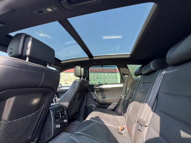 Серый Фольксваген Туарег, объемом двигателя 3 л и пробегом 253 тыс. км за 17000 $, фото 8 на Automoto.ua