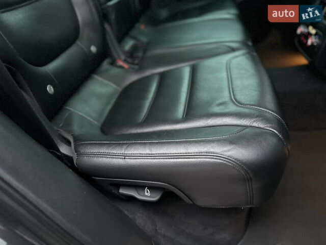 Сірий Фольксваген Туарег, об'ємом двигуна 3 л та пробігом 298 тис. км за 18500 $, фото 99 на Automoto.ua