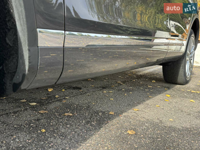 Сірий Фольксваген Туарег, об'ємом двигуна 3 л та пробігом 260 тис. км за 16700 $, фото 19 на Automoto.ua