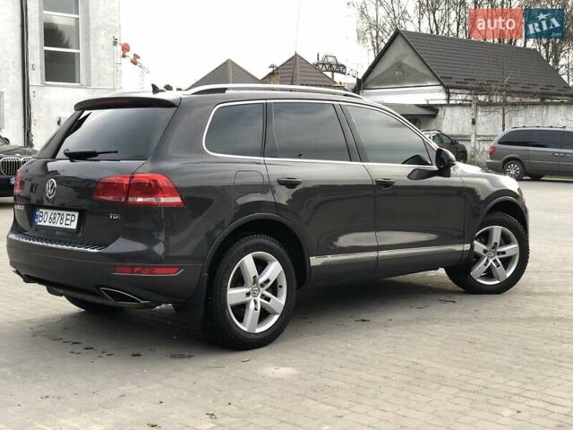Серый Фольксваген Туарег, объемом двигателя 2.97 л и пробегом 263 тыс. км за 15900 $, фото 5 на Automoto.ua