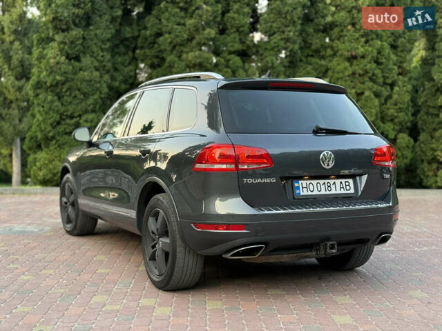 Сірий Фольксваген Туарег, об'ємом двигуна 2.97 л та пробігом 250 тис. км за 18500 $, фото 8 на Automoto.ua