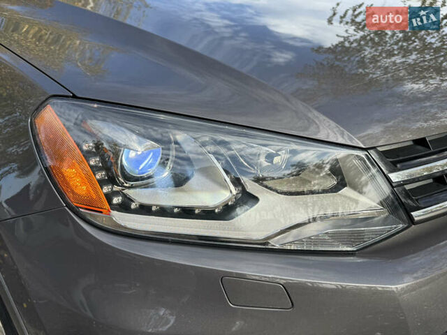 Сірий Фольксваген Туарег, об'ємом двигуна 3 л та пробігом 260 тис. км за 16700 $, фото 24 на Automoto.ua