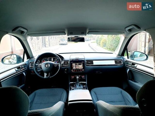 Сірий Фольксваген Туарег, об'ємом двигуна 2.97 л та пробігом 280 тис. км за 15769 $, фото 46 на Automoto.ua