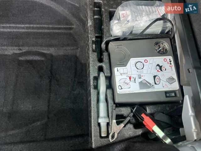 Серый Фольксваген Туарег, объемом двигателя 3 л и пробегом 232 тыс. км за 19700 $, фото 37 на Automoto.ua