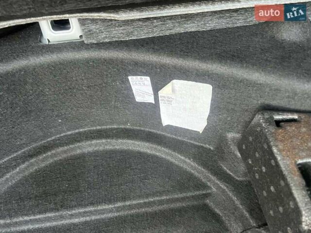 Серый Фольксваген Туарег, объемом двигателя 3 л и пробегом 232 тыс. км за 19700 $, фото 36 на Automoto.ua