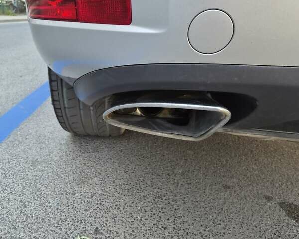 Серый Фольксваген Туарег, объемом двигателя 3 л и пробегом 215 тыс. км за 19300 $, фото 2 на Automoto.ua