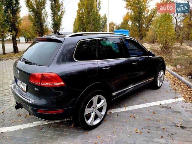 Серый Фольксваген Туарег, объемом двигателя 3 л и пробегом 255 тыс. км за 13500 $, фото 6 на Automoto.ua