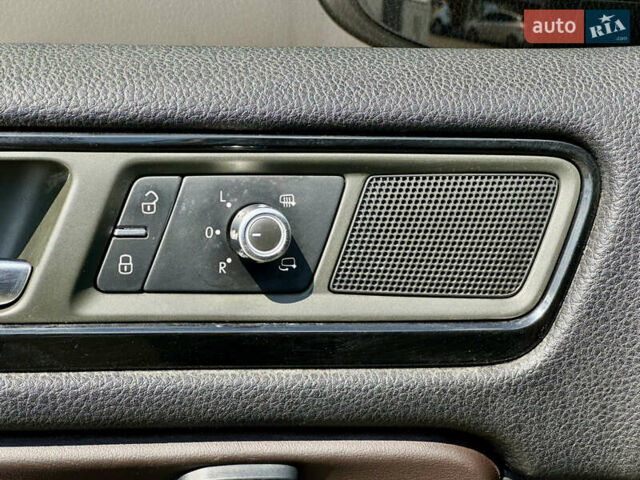 Серый Фольксваген Туарег, объемом двигателя 3 л и пробегом 226 тыс. км за 15490 $, фото 27 на Automoto.ua