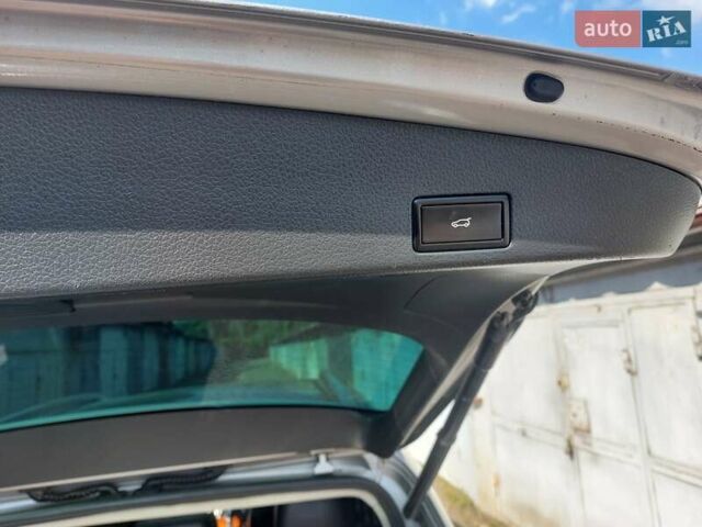 Сірий Фольксваген Туарег, об'ємом двигуна 3 л та пробігом 154 тис. км за 15800 $, фото 5 на Automoto.ua