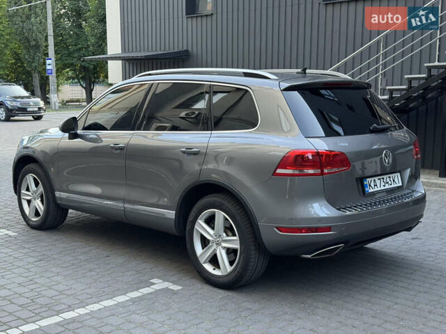 Сірий Фольксваген Туарег, об'ємом двигуна 2.97 л та пробігом 238 тис. км за 18300 $, фото 15 на Automoto.ua