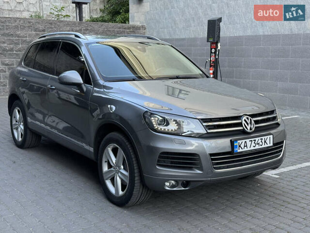 Сірий Фольксваген Туарег, об'ємом двигуна 2.97 л та пробігом 238 тис. км за 18300 $, фото 6 на Automoto.ua