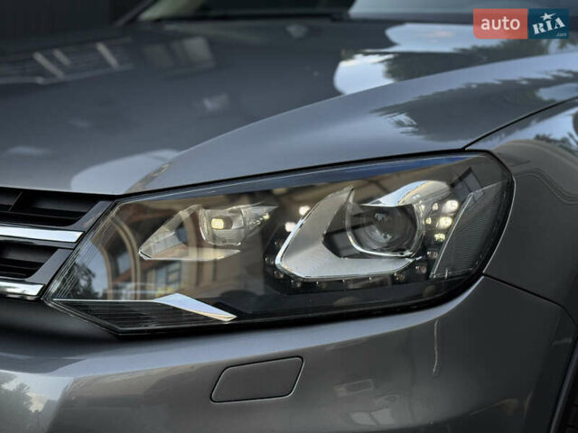 Сірий Фольксваген Туарег, об'ємом двигуна 2.97 л та пробігом 238 тис. км за 18300 $, фото 28 на Automoto.ua