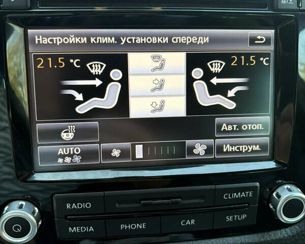 Серый Фольксваген Туарег, объемом двигателя 2.97 л и пробегом 258 тыс. км за 19990 $, фото 24 на Automoto.ua