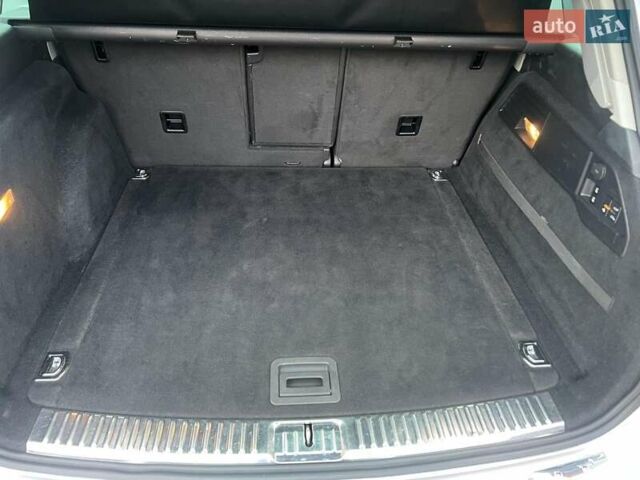 Серый Фольксваген Туарег, объемом двигателя 3 л и пробегом 232 тыс. км за 19700 $, фото 38 на Automoto.ua