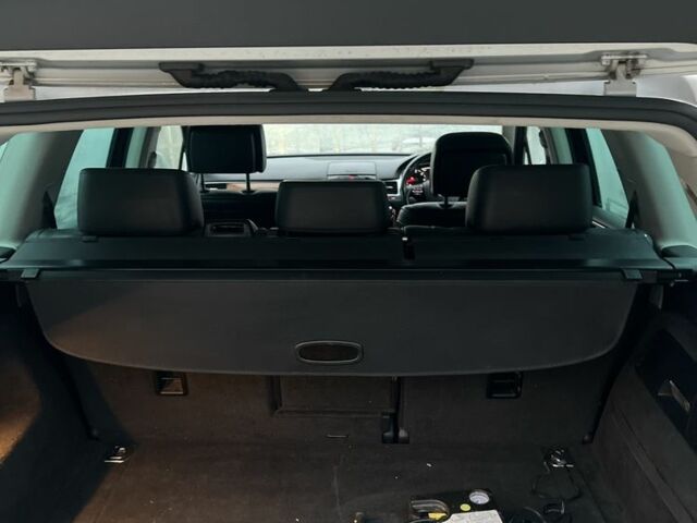 Серый Фольксваген Туарег, объемом двигателя 3 л и пробегом 220 тыс. км за 10750 $, фото 8 на Automoto.ua