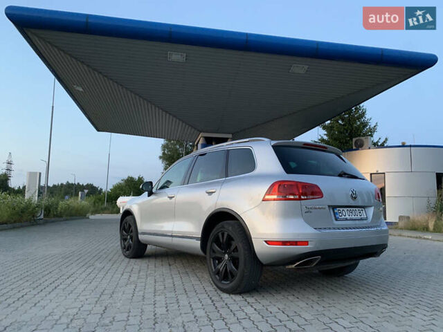 Сірий Фольксваген Туарег, об'ємом двигуна 2.97 л та пробігом 211 тис. км за 20299 $, фото 4 на Automoto.ua