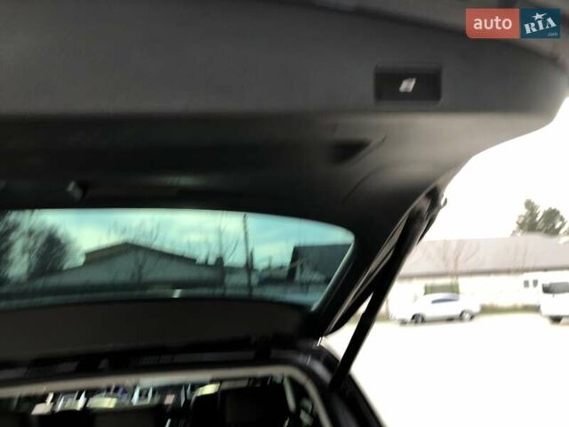 Серый Фольксваген Туарег, объемом двигателя 2.97 л и пробегом 263 тыс. км за 15900 $, фото 45 на Automoto.ua