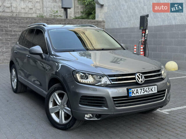 Сірий Фольксваген Туарег, об'ємом двигуна 2.97 л та пробігом 238 тис. км за 18300 $, фото 27 на Automoto.ua