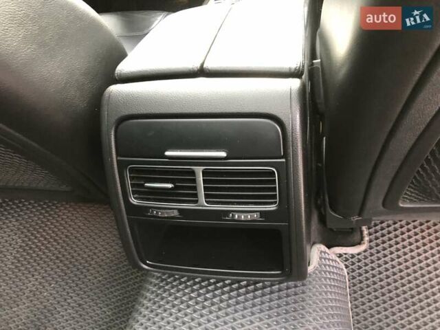 Серый Фольксваген Туарег, объемом двигателя 2.97 л и пробегом 263 тыс. км за 15900 $, фото 21 на Automoto.ua