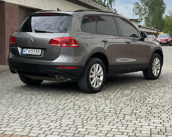 Сірий Фольксваген Туарег, об'ємом двигуна 3 л та пробігом 207 тис. км за 21500 $, фото 18 на Automoto.ua