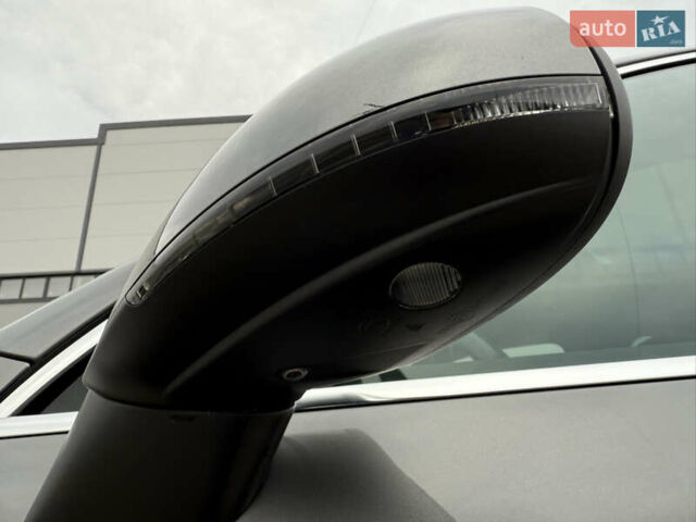 Сірий Фольксваген Туарег, об'ємом двигуна 3 л та пробігом 260 тис. км за 18700 $, фото 25 на Automoto.ua