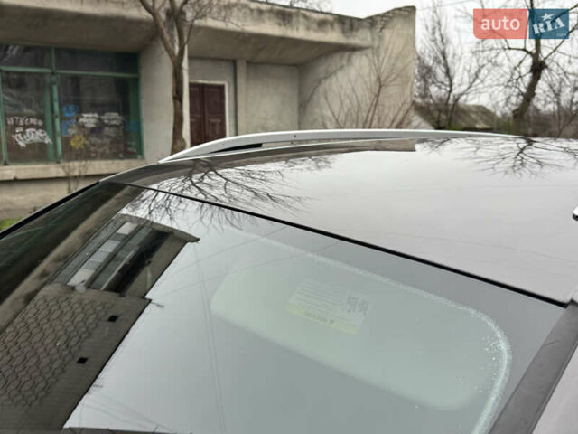 Серый Фольксваген Туарег, объемом двигателя 3 л и пробегом 260 тыс. км за 16700 $, фото 26 на Automoto.ua