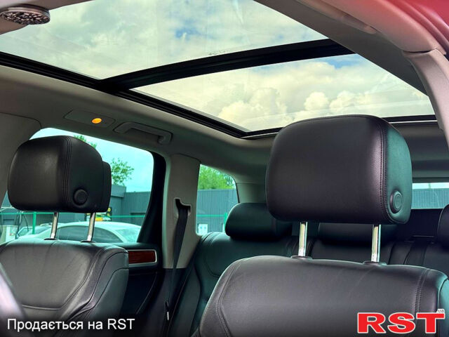 Серый Фольксваген Туарег, объемом двигателя 3 л и пробегом 308 тыс. км за 18500 $, фото 7 на Automoto.ua