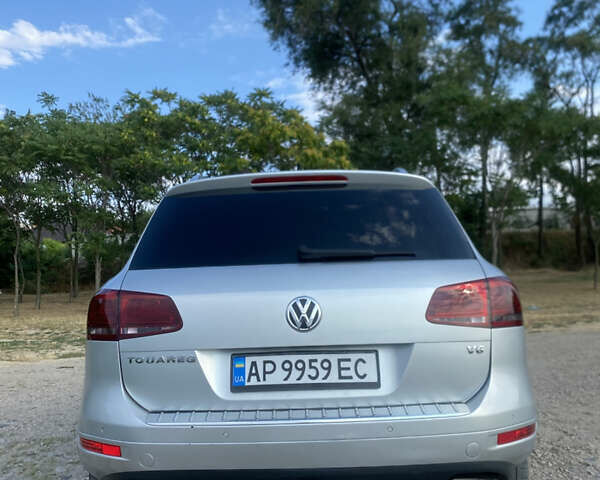 Сірий Фольксваген Туарег, об'ємом двигуна 3.6 л та пробігом 206 тис. км за 14500 $, фото 3 на Automoto.ua