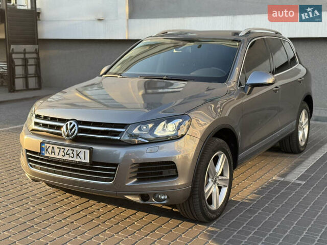 Сірий Фольксваген Туарег, об'ємом двигуна 2.97 л та пробігом 238 тис. км за 18300 $, фото 66 на Automoto.ua