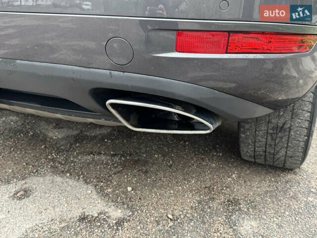 Серый Фольксваген Туарег, объемом двигателя 3 л и пробегом 260 тыс. км за 16700 $, фото 29 на Automoto.ua