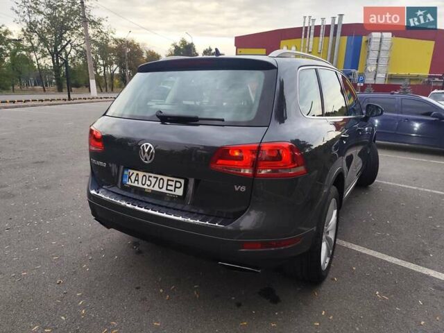 Серый Фольксваген Туарег, объемом двигателя 3.6 л и пробегом 192 тыс. км за 14900 $, фото 3 на Automoto.ua