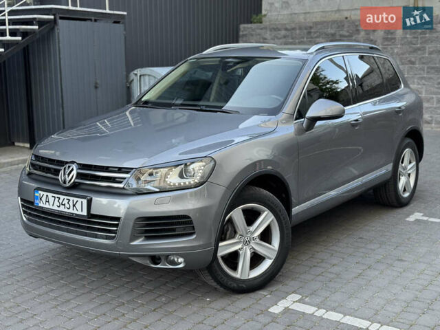 Сірий Фольксваген Туарег, об'ємом двигуна 2.97 л та пробігом 238 тис. км за 18300 $, фото 18 на Automoto.ua
