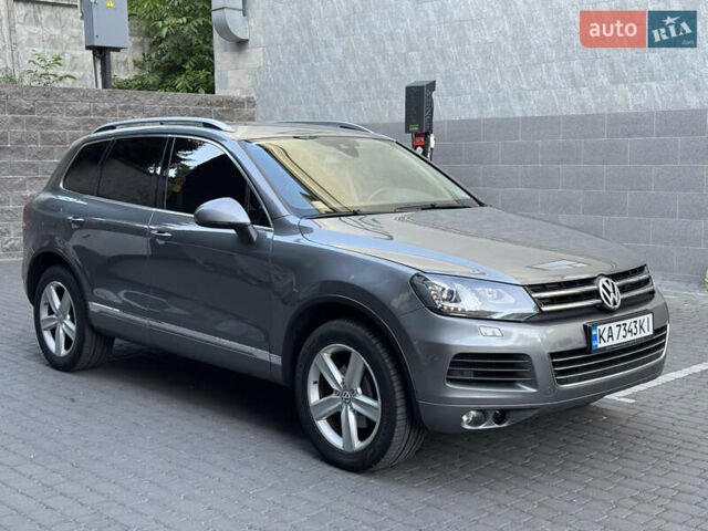 Сірий Фольксваген Туарег, об'ємом двигуна 2.97 л та пробігом 238 тис. км за 18300 $, фото 11 на Automoto.ua