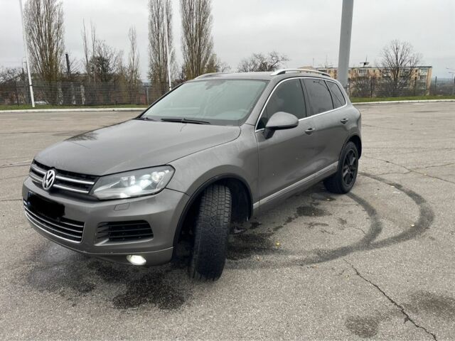 Серый Фольксваген Туарег, объемом двигателя 3.6 л и пробегом 249 тыс. км за 12700 $, фото 5 на Automoto.ua