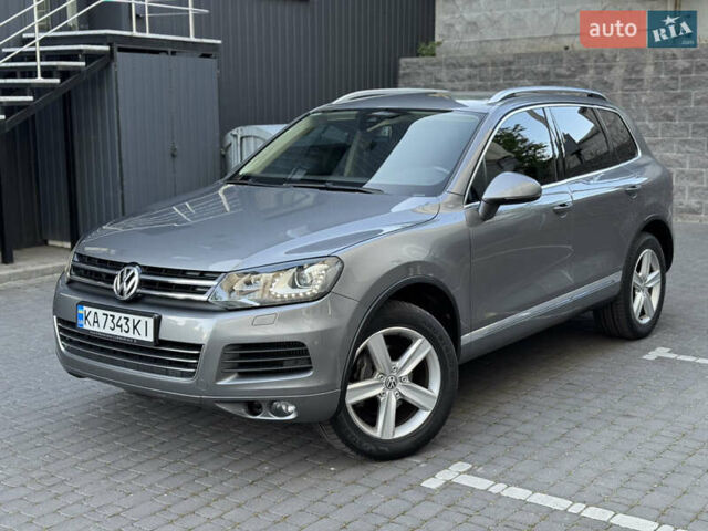Сірий Фольксваген Туарег, об'ємом двигуна 2.97 л та пробігом 238 тис. км за 18300 $, фото 19 на Automoto.ua
