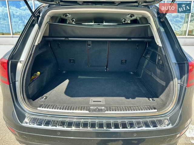 Серый Фольксваген Туарег, объемом двигателя 3 л и пробегом 226 тыс. км за 15490 $, фото 23 на Automoto.ua