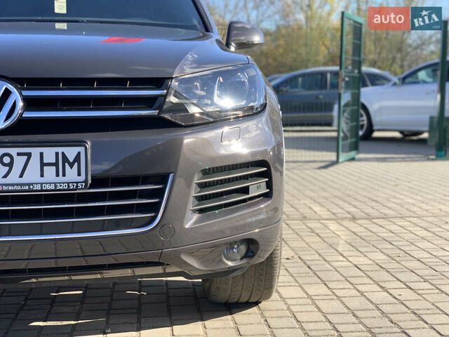 Серый Фольксваген Туарег, объемом двигателя 3 л и пробегом 260 тыс. км за 18899 $, фото 10 на Automoto.ua