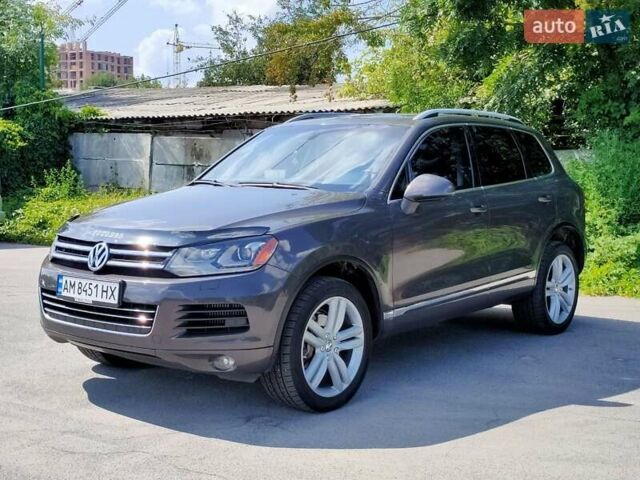 Серый Фольксваген Туарег, объемом двигателя 3 л и пробегом 278 тыс. км за 16999 $, фото 12 на Automoto.ua