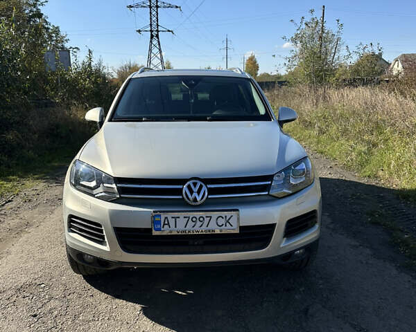 Серый Фольксваген Туарег, объемом двигателя 2.97 л и пробегом 296 тыс. км за 21000 $, фото 15 на Automoto.ua