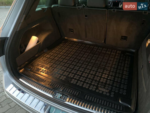 Сірий Фольксваген Туарег, об'ємом двигуна 2.97 л та пробігом 211 тис. км за 20299 $, фото 36 на Automoto.ua