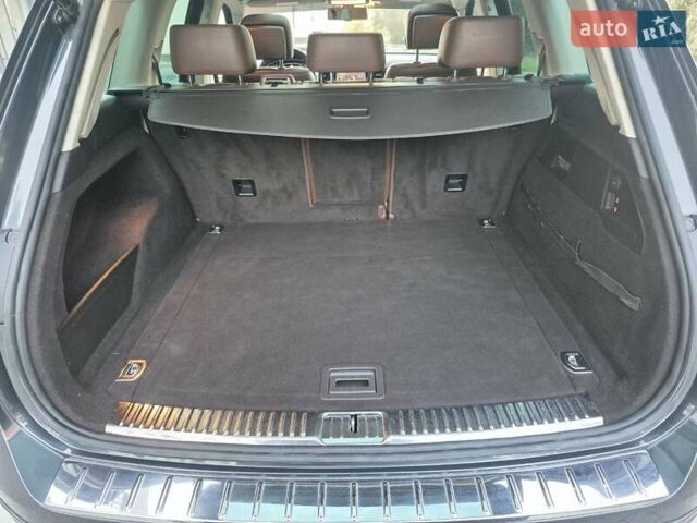 Серый Фольксваген Туарег, объемом двигателя 2.97 л и пробегом 248 тыс. км за 16500 $, фото 18 на Automoto.ua