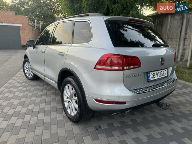 Серый Фольксваген Туарег, объемом двигателя 2.97 л и пробегом 340 тыс. км за 15900 $, фото 9 на Automoto.ua