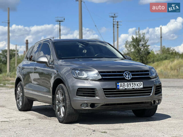 Сірий Фольксваген Туарег, об'ємом двигуна 2.97 л та пробігом 261 тис. км за 19999 $, фото 5 на Automoto.ua