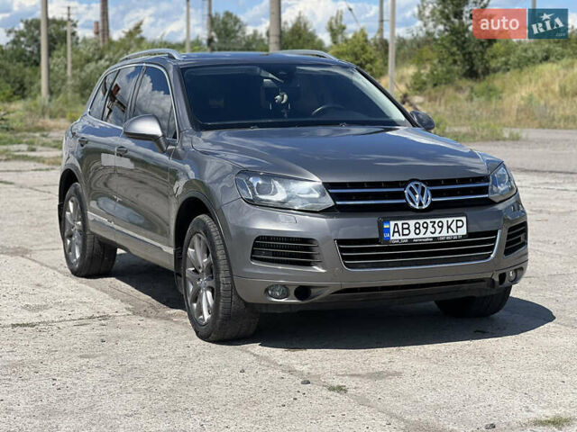 Сірий Фольксваген Туарег, об'ємом двигуна 2.97 л та пробігом 261 тис. км за 19999 $, фото 7 на Automoto.ua