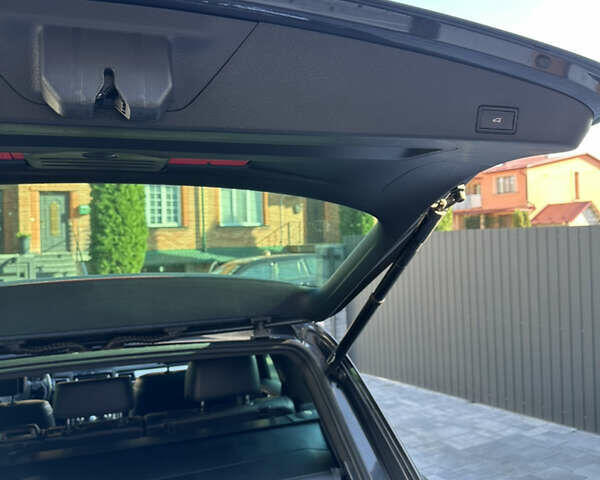 Сірий Фольксваген Туарег, об'ємом двигуна 2.97 л та пробігом 254 тис. км за 21000 $, фото 30 на Automoto.ua