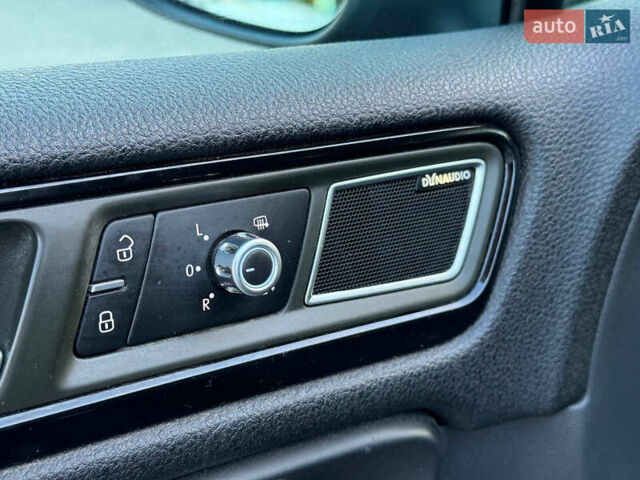 Сірий Фольксваген Туарег, об'ємом двигуна 3 л та пробігом 222 тис. км за 21290 $, фото 15 на Automoto.ua