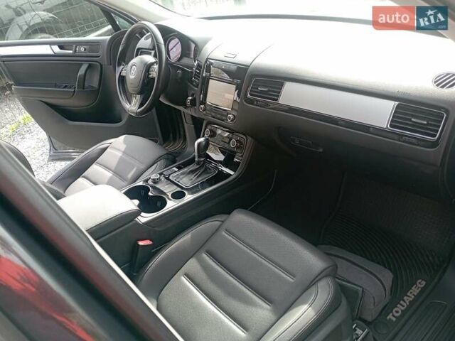 Серый Фольксваген Туарег, объемом двигателя 3.6 л и пробегом 212 тыс. км за 13999 $, фото 13 на Automoto.ua